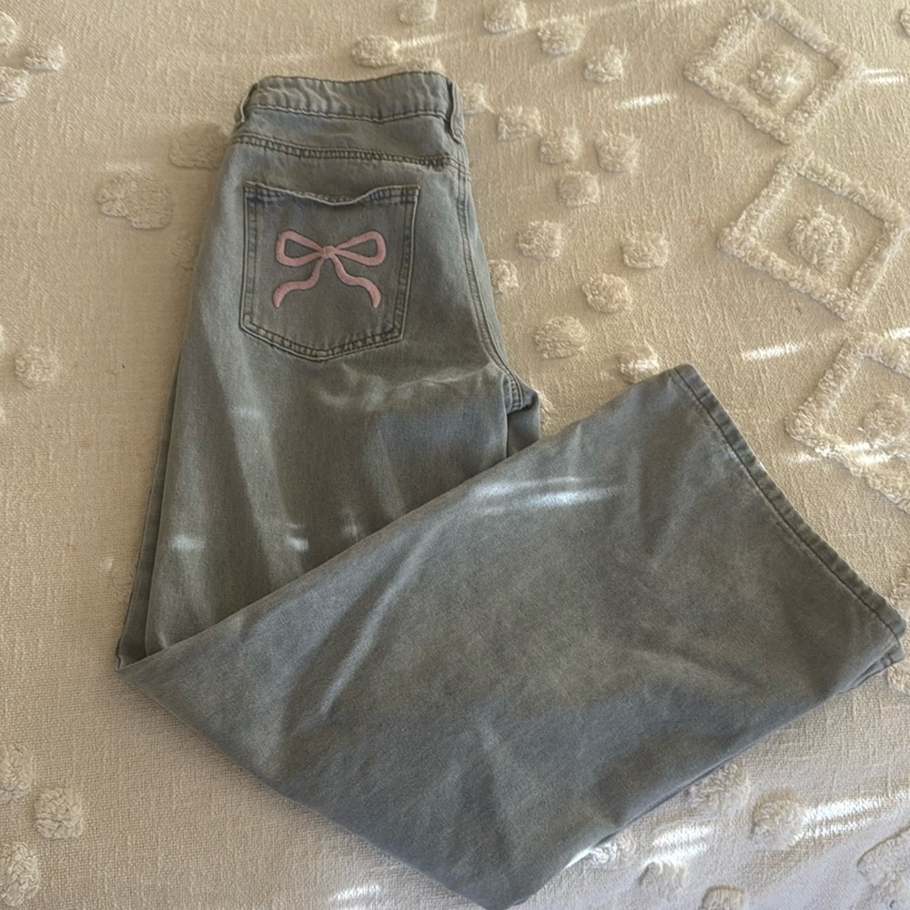 Edikted low rise bow jeans